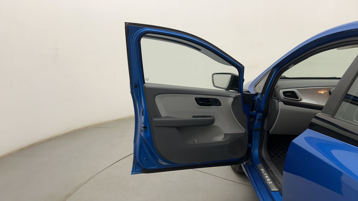 New Tata Altroz interior LEFT FRONT DOOR OPEN VIEW