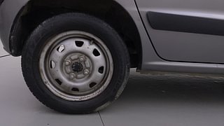 Used 2013 Hyundai Santro Xing [2007-2014] GL Petrol Manual tyres RIGHT REAR TYRE RIM VIEW