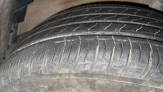 Used 2023 Kia Sonet GTX Plus 1.5 AT Diesel Automatic tyres RIGHT FRONT TYRE TREAD VIEW