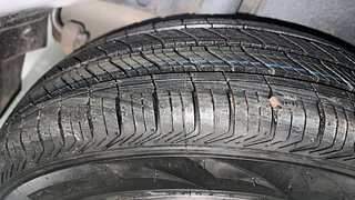 Used 2013 Maruti Suzuki Swift Dzire VXI Petrol Manual tyres RIGHT REAR TYRE TREAD VIEW