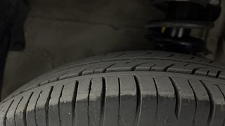 Used 2015 Maruti Suzuki Alto 800 [2012-2016] Lxi Petrol Manual tyres LEFT FRONT TYRE TREAD VIEW