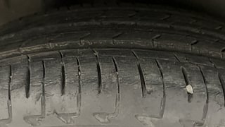 Used 2019 Maruti Suzuki Ignis [2017-2020] Delta AMT Petrol Petrol Automatic tyres RIGHT REAR TYRE TREAD VIEW