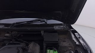 Used 2018 Renault Kwid [2017-2019] CLIMBER 1.0 AMT Petrol Automatic engine ENGINE LEFT SIDE HINGE & APRON VIEW