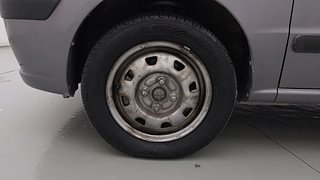 Used 2013 Hyundai Santro Xing [2007-2014] GL Petrol Manual tyres LEFT FRONT TYRE RIM VIEW