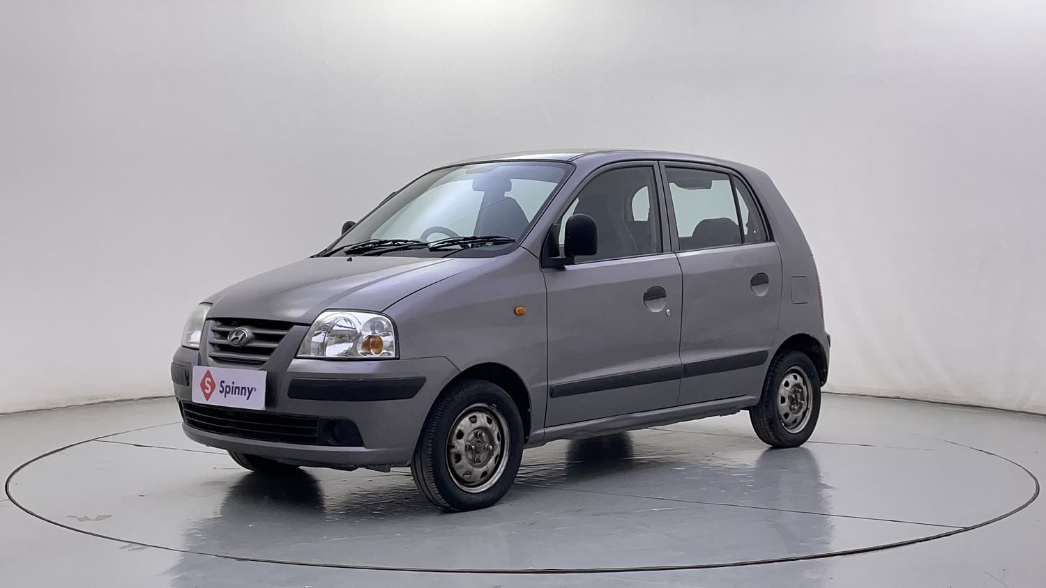 LEFT FRONT CORNER VIEW