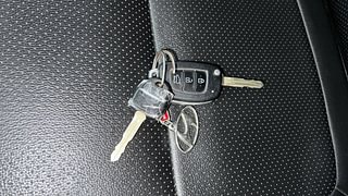 Used 2021 Hyundai Venue [2019-2022] SX 1.0  Turbo Petrol Manual extra CAR KEY VIEW