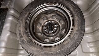Used 2013 Hyundai Santro Xing [2007-2014] GL Petrol Manual tyres SPARE TYRE VIEW