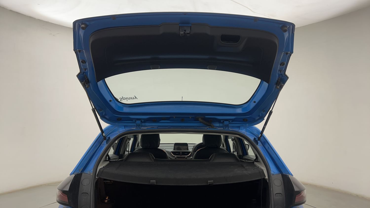 New Tata Altroz interior DICKY DOOR OPEN VIEW