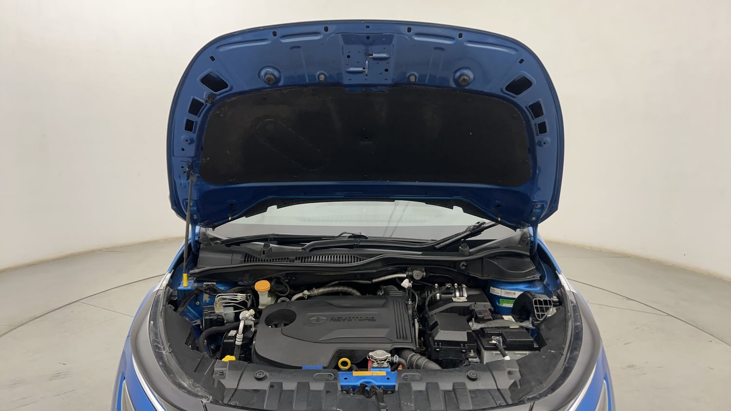 New Tata Altroz engine ENGINE & BONNET OPEN FRONT VIEW
