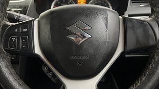 Used 2015 Maruti Suzuki Swift [2011-2017] ZDi Diesel Manual top_features Steering mounted controls