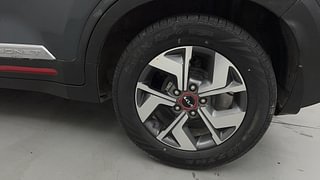 Used 2023 Kia Sonet GTX Plus 1.5 AT Diesel Automatic tyres LEFT REAR TYRE RIM VIEW