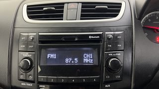 Used 2015 Maruti Suzuki Swift [2011-2017] ZDi Diesel Manual top_features Integrated (in-dash) music system