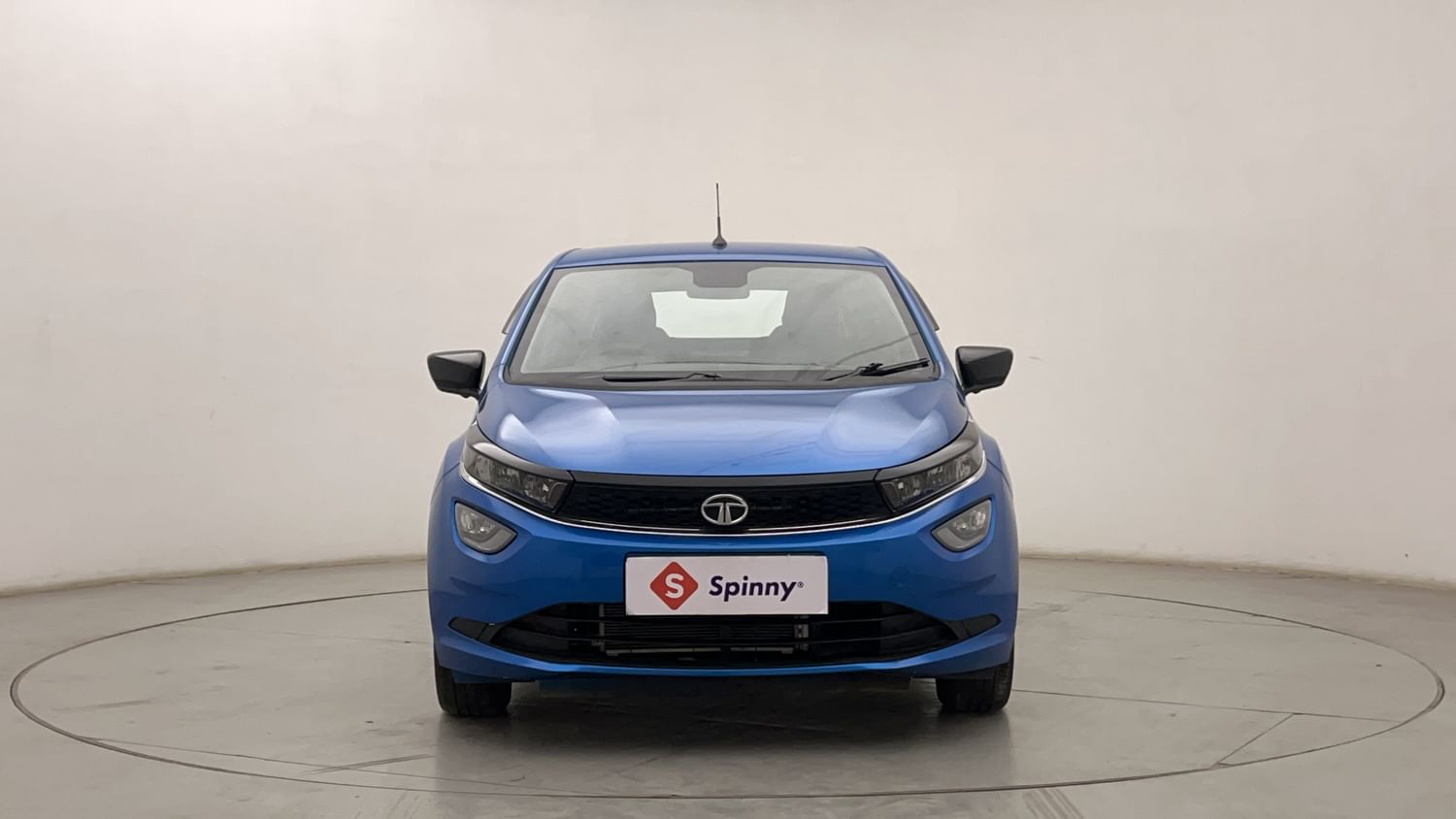 New Tata Altroz exterior FRONT VIEW