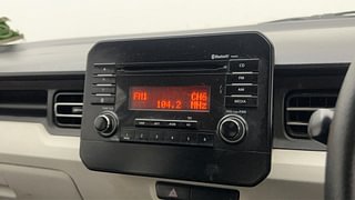 Used 2019 Maruti Suzuki Ignis [2017-2020] Delta AMT Petrol Petrol Automatic top_features Integrated (in-dash) music system