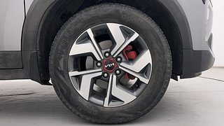 Used 2021 Kia Sonet GTX Plus 1.0 iMT Petrol Manual tyres RIGHT FRONT TYRE RIM VIEW