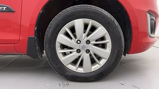 Used 2015 Maruti Suzuki Swift [2011-2017] ZDi Diesel Manual tyres RIGHT FRONT TYRE RIM VIEW