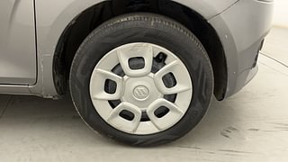 Used 2019 Maruti Suzuki Ignis [2017-2020] Delta AMT Petrol Petrol Automatic tyres RIGHT FRONT TYRE RIM VIEW
