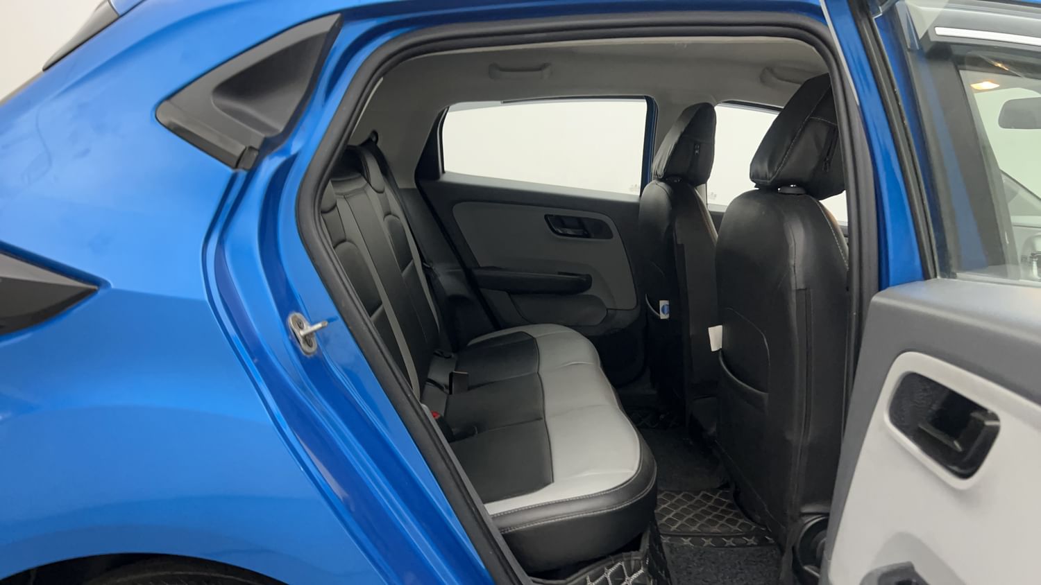 New Tata Altroz interior RIGHT SIDE REAR DOOR CABIN VIEW