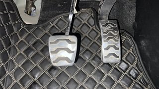 Used 2021 Kia Sonet GTX Plus 1.0 iMT Petrol Manual interior PEDALS VIEW
