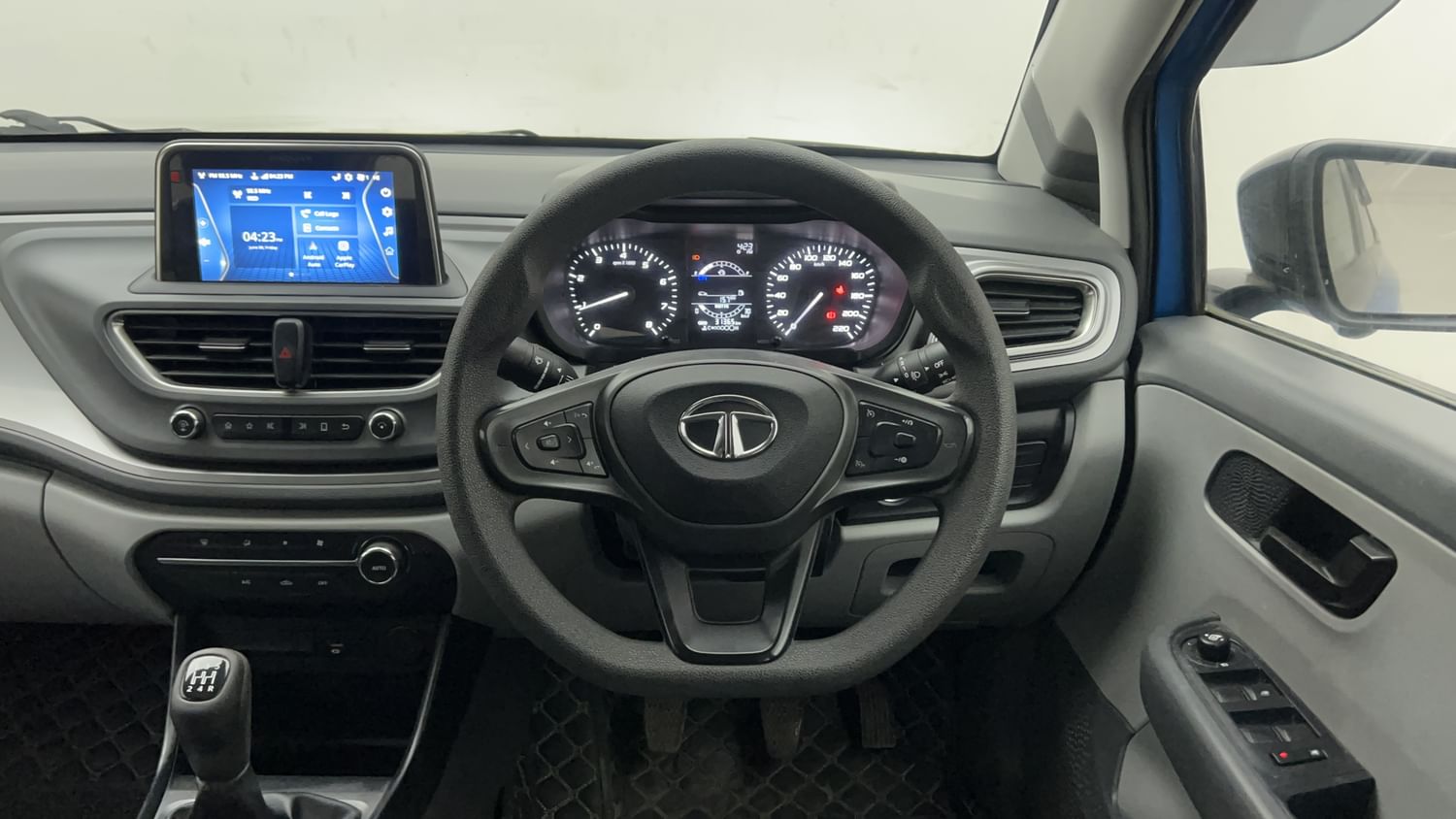 New Tata Altroz interior STEERING VIEW
