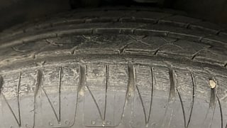 Used 2019 Maruti Suzuki Ignis [2017-2020] Delta AMT Petrol Petrol Automatic tyres LEFT FRONT TYRE TREAD VIEW