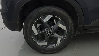 Used 2021 Hyundai Venue [2019-2022] SX 1.0  Turbo Petrol Manual tyres RIGHT REAR TYRE RIM VIEW