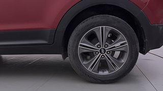 Used 2016 Hyundai Creta [2015-2018] 1.6 SX Plus Auto Diesel Automatic tyres LEFT REAR TYRE RIM VIEW