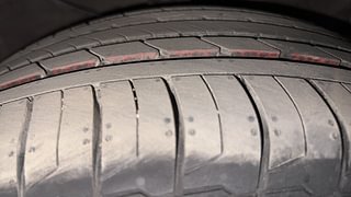 Used 2016 Hyundai Creta [2015-2018] 1.6 SX Plus Auto Diesel Automatic tyres RIGHT FRONT TYRE TREAD VIEW