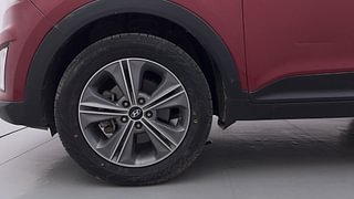Used 2016 Hyundai Creta [2015-2018] 1.6 SX Plus Auto Diesel Automatic tyres LEFT FRONT TYRE RIM VIEW