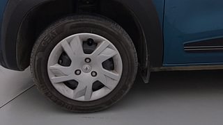 Used 2022 Renault Kwid 1.0 RXT AMT SCE Petrol Automatic tyres LEFT FRONT TYRE RIM VIEW