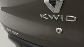Used 2018 Renault Kwid [2017-2019] CLIMBER 1.0 AMT Petrol Automatic dents MINOR DENT