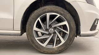 Used 2019 Volkswagen Polo [2018-2022] Comfortline 1.0L (P) Petrol Manual tyres RIGHT FRONT TYRE RIM VIEW