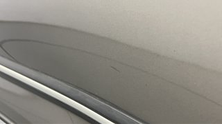 Used 2018 Renault Kwid [2017-2019] RXT 1.0 SCE Special Petrol Manual dents MINOR SCRATCH