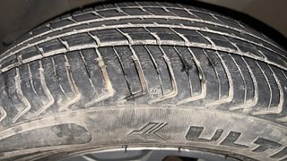 Used 2018 Renault Kwid [2017-2019] CLIMBER 1.0 AMT Petrol Automatic tyres LEFT FRONT TYRE TREAD VIEW