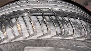 Used 2019 Tata Tiago [2016-2020] Revotron XM Petrol Manual tyres RIGHT REAR TYRE TREAD VIEW