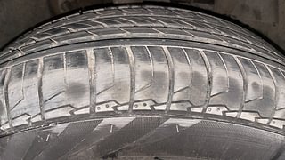 Used 2020 Tata Nexon [2017-2020] XZA Plus AMT Petrol Petrol Automatic tyres RIGHT FRONT TYRE TREAD VIEW