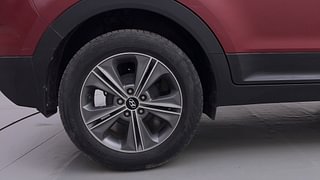 Used 2016 Hyundai Creta [2015-2018] 1.6 SX Plus Auto Diesel Automatic tyres RIGHT REAR TYRE RIM VIEW