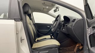 Used 2019 Volkswagen Polo [2018-2022] Comfortline 1.0L (P) Petrol Manual interior RIGHT SIDE FRONT DOOR CABIN VIEW