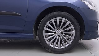 Used 2018 Maruti Suzuki Ciaz S Petrol Petrol Manual tyres RIGHT FRONT TYRE RIM VIEW