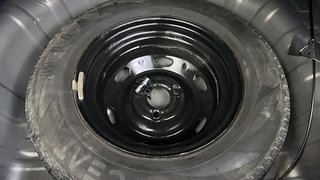Used 2018 Renault Kwid [2017-2019] RXT 1.0 SCE Special Petrol Manual tyres SPARE TYRE VIEW