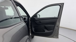 Used 2018 Renault Kwid [2017-2019] RXT 1.0 SCE Special Petrol Manual interior RIGHT FRONT DOOR OPEN VIEW