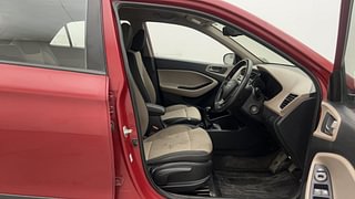 Used 2017 Hyundai Elite i20 [2014-2018] Sportz 1.2 Petrol Manual interior RIGHT SIDE FRONT DOOR CABIN VIEW
