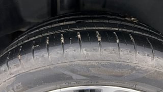 Used 2019 Maruti Suzuki Ciaz Alpha Petrol Petrol Manual tyres RIGHT REAR TYRE TREAD VIEW
