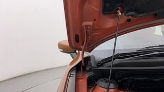 Used 2018 Maruti Suzuki Baleno [2015-2019] Zeta Petrol Petrol Manual engine ENGINE RIGHT SIDE HINGE & APRON VIEW