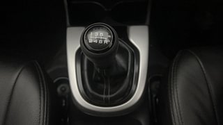 Used 2021 Honda WR-V i-DTEC SV Diesel Manual interior GEAR  KNOB VIEW