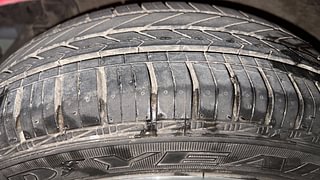 Used 2017 Hyundai Grand i10 [2017-2020] Sportz (O) AT 1.2 Kappa VTVT Petrol Automatic tyres RIGHT REAR TYRE TREAD VIEW
