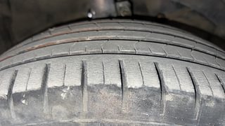 Used 2018 Maruti Suzuki Baleno [2015-2019] Zeta Petrol Petrol Manual tyres RIGHT FRONT TYRE TREAD VIEW