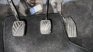 Used 2018 Maruti Suzuki Baleno [2015-2019] Zeta Petrol Petrol Manual interior PEDALS VIEW