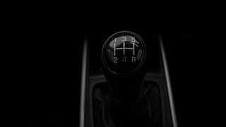Used 2018 Maruti Suzuki Baleno [2015-2019] Zeta Petrol Petrol Manual interior GEAR  KNOB VIEW