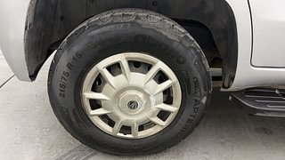 Used 2017 Mahindra TUV300 [2015-2020] T6 Plus Diesel Manual tyres RIGHT REAR TYRE RIM VIEW
